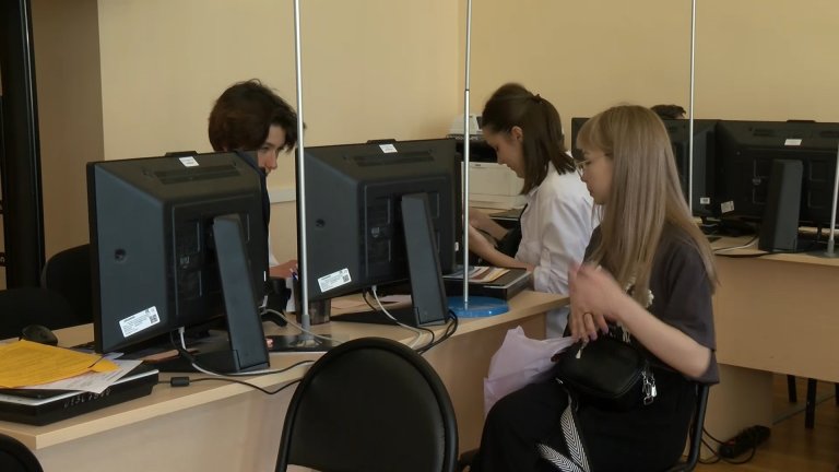 Приёмная кампания в средние и высшие учебные заведения стартовала в Иркутской области